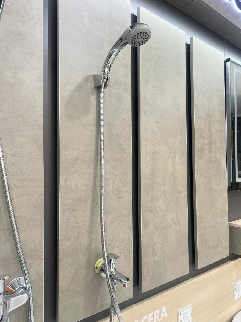 Tình trạng hàng trưng bày Viglacera VG503